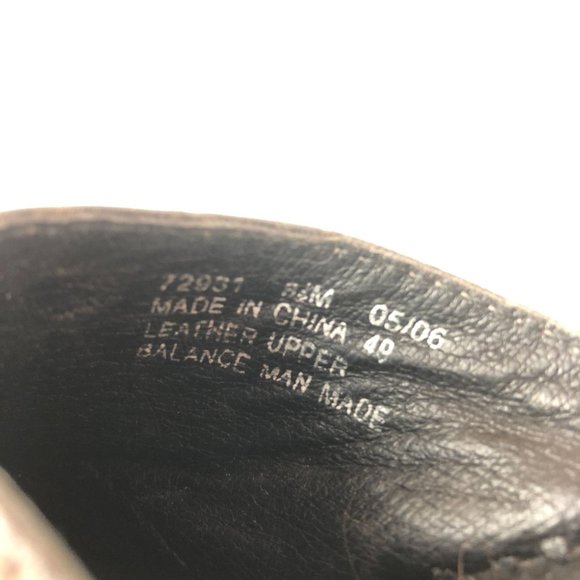 Clarks Artisan Women's Size 8.5M Brown Distressed Leather Slip On Wedge Mules - Picture 9 of 10